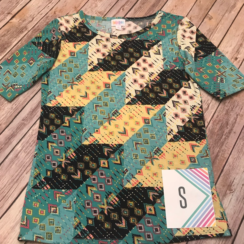 Small LuLaRoe GiGi